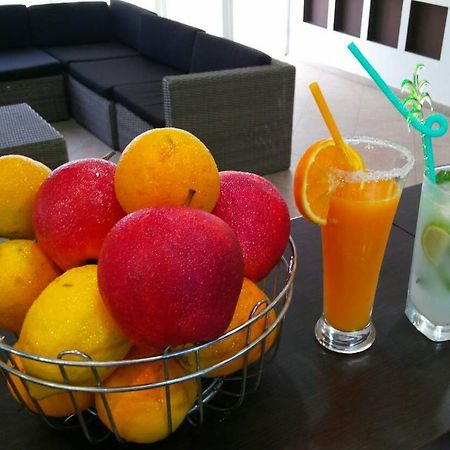 Glicinia Hotel โกลเดน แซนส์ ภายนอก รูปภาพ