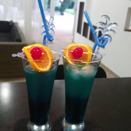 Glicinia Hotel โกลเดน แซนส์ ภายนอก รูปภาพ